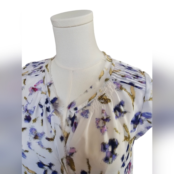 Daniel Rainn White Violet/Navy Floral Pleated Blouse - Picture 3 of 7
